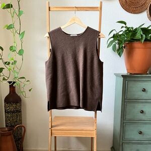 CHICOS DESIGN Women’s Brown Wool Sleeveless Top or Vest